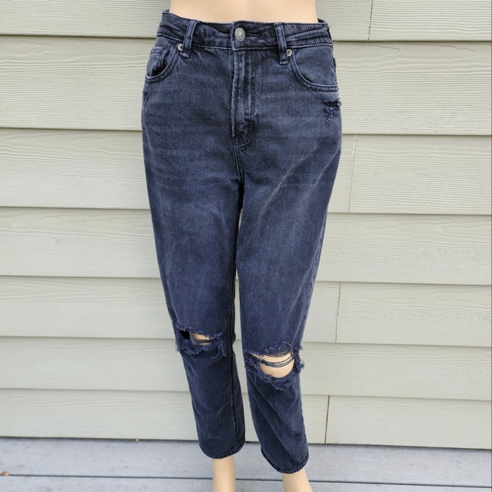AMERICAN EAGLE | Washed Black Distressed Mom Straight Jeans